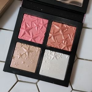 MAC Star Dipped Face Compact Light